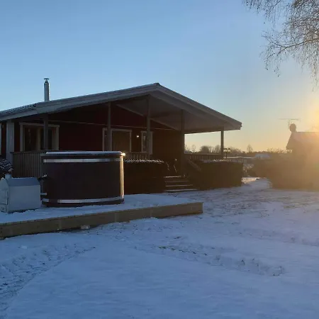 Sjoetorps Saeteris Stugby Larv Exterior photo
